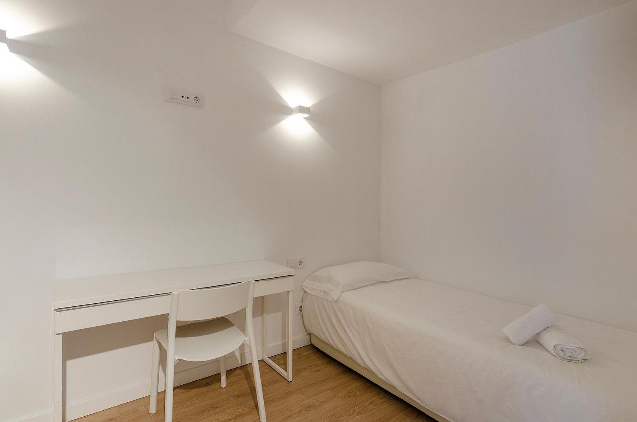 Juli Garreta'S Apartment Girona Exteriör bild
